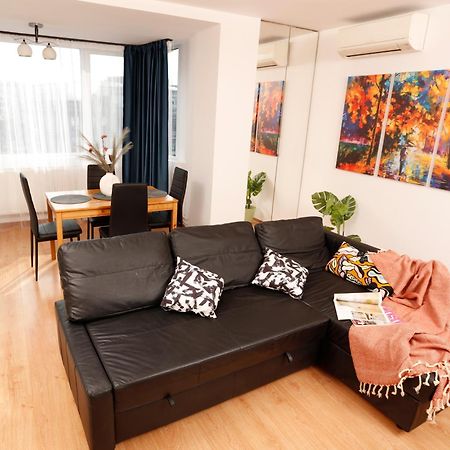 Enchanting Retreat - Historic Old Town - Pet-Friendly Haven - Steps From Unirii Bucarest Exterior foto