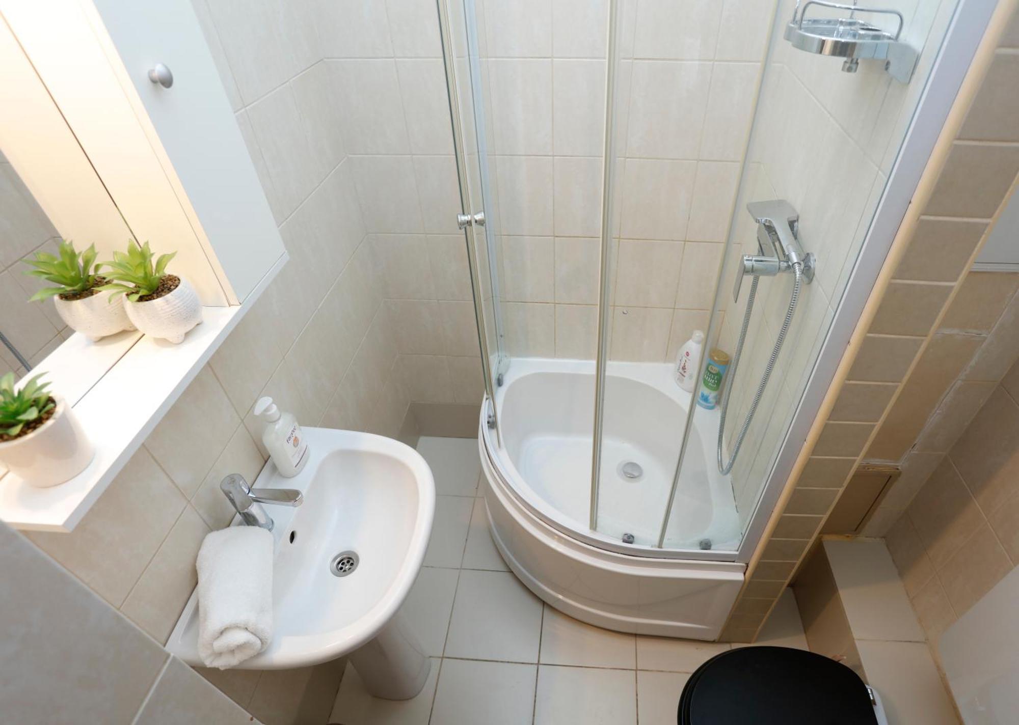 Enchanting Retreat - Historic Old Town - Pet-Friendly Haven - Steps From Unirii Bucarest Exterior foto