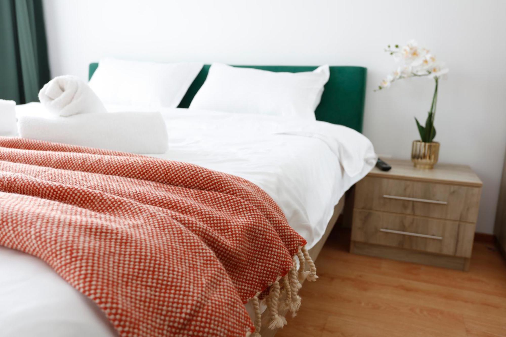 Enchanting Retreat - Historic Old Town - Pet-Friendly Haven - Steps From Unirii Bucarest Exterior foto