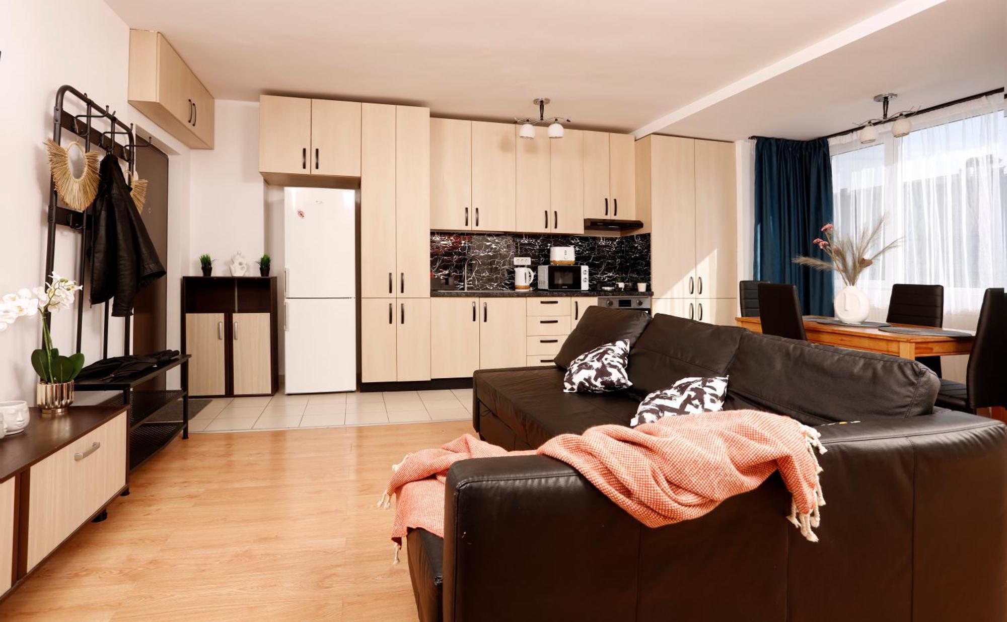 Enchanting Retreat - Historic Old Town - Pet-Friendly Haven - Steps From Unirii Bucarest Exterior foto